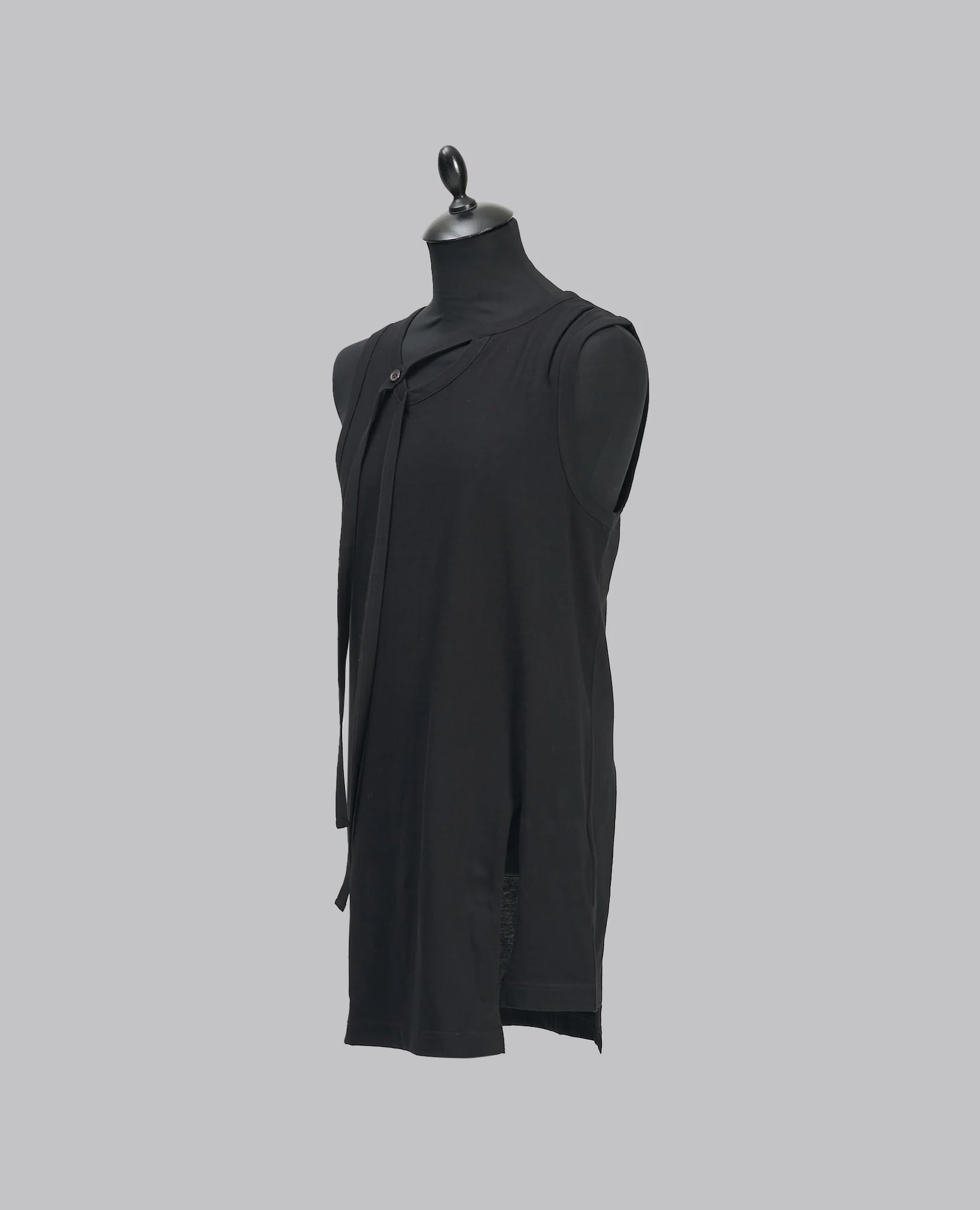 BINDER V NECK TANK TOP - Image 3