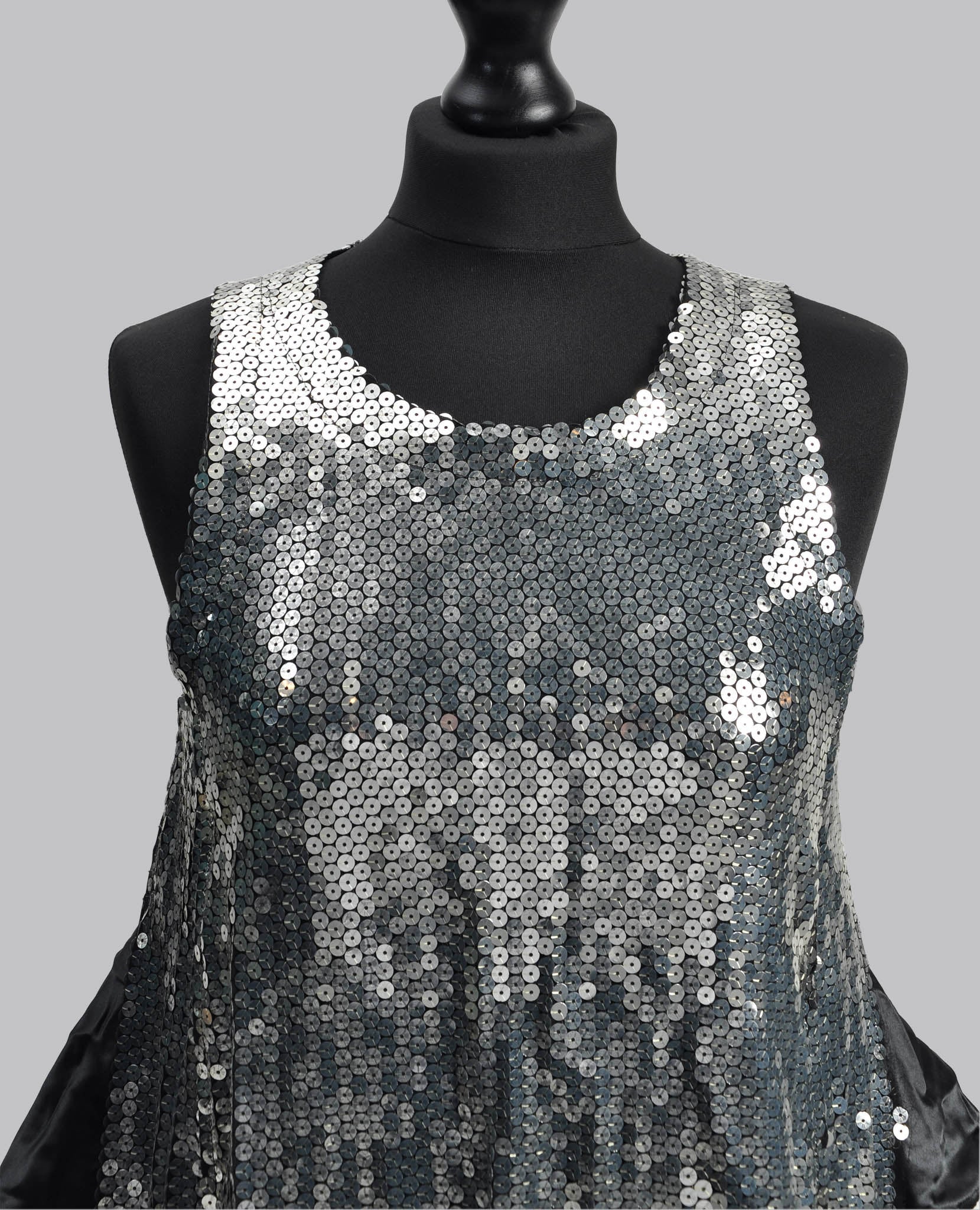 SILVER SEQUIN DRESS - Image 10