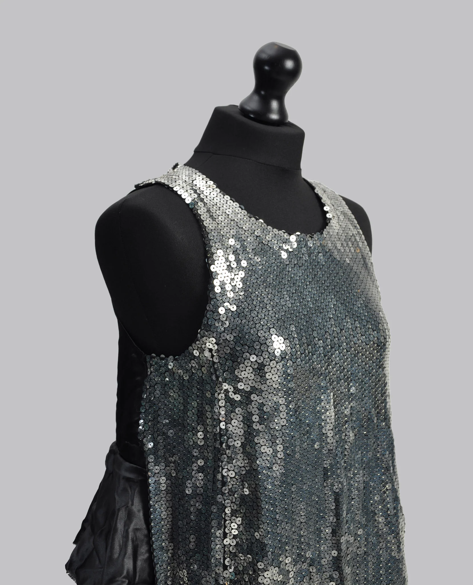 SILVER SEQUIN DRESS - Image 9