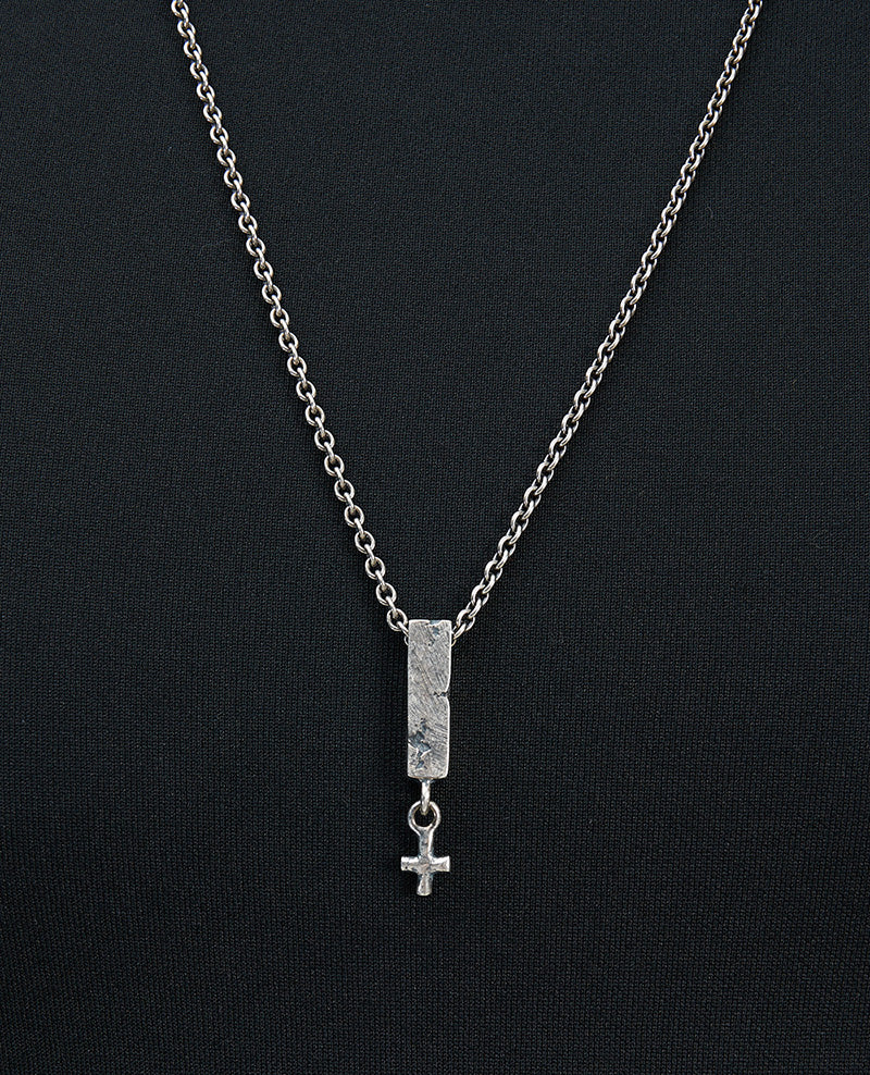 STICK AND CROSS NECKLACE - Image 3