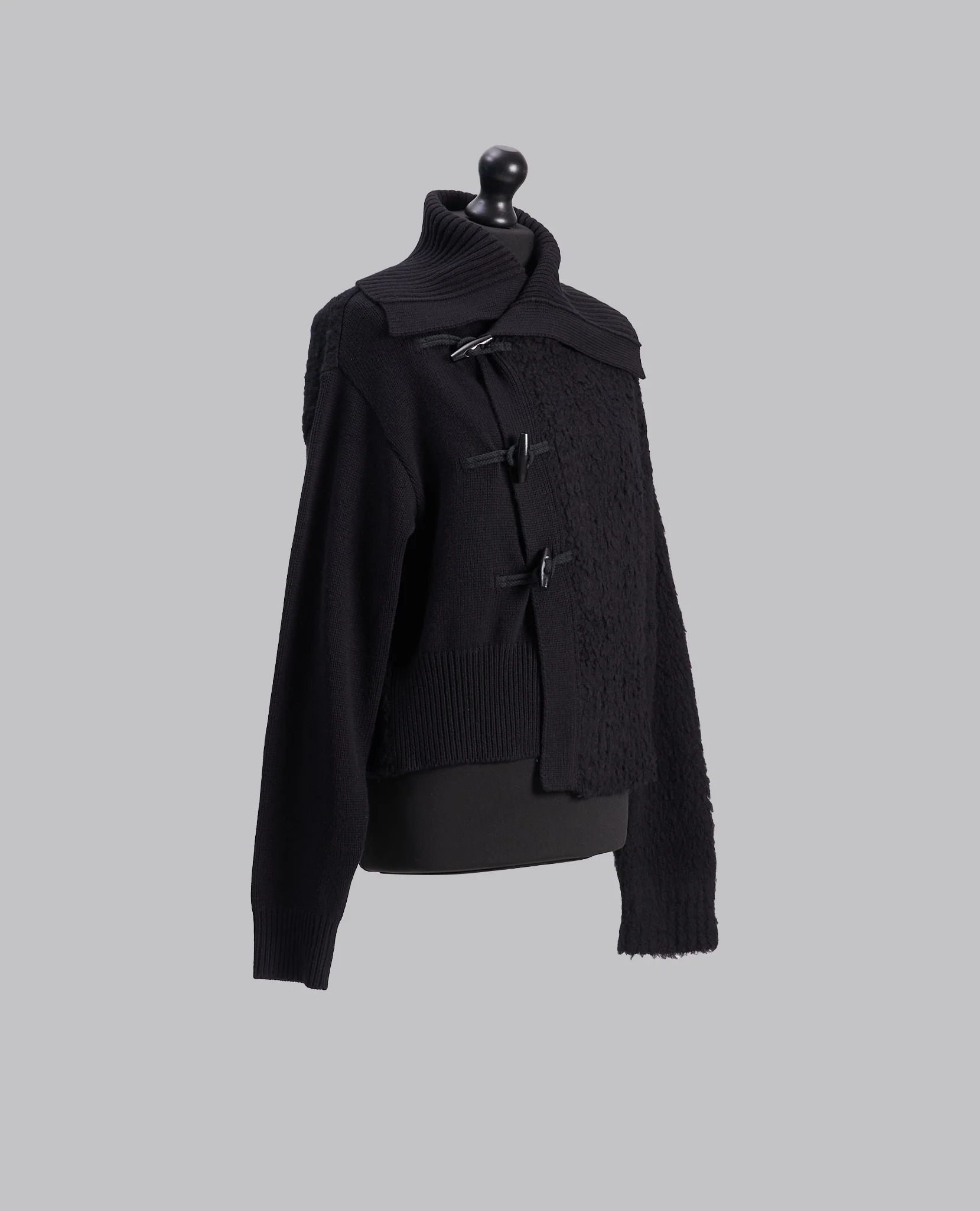 TOGGLE BUTTON ASYMMETRY CARDIGAN - Image 4