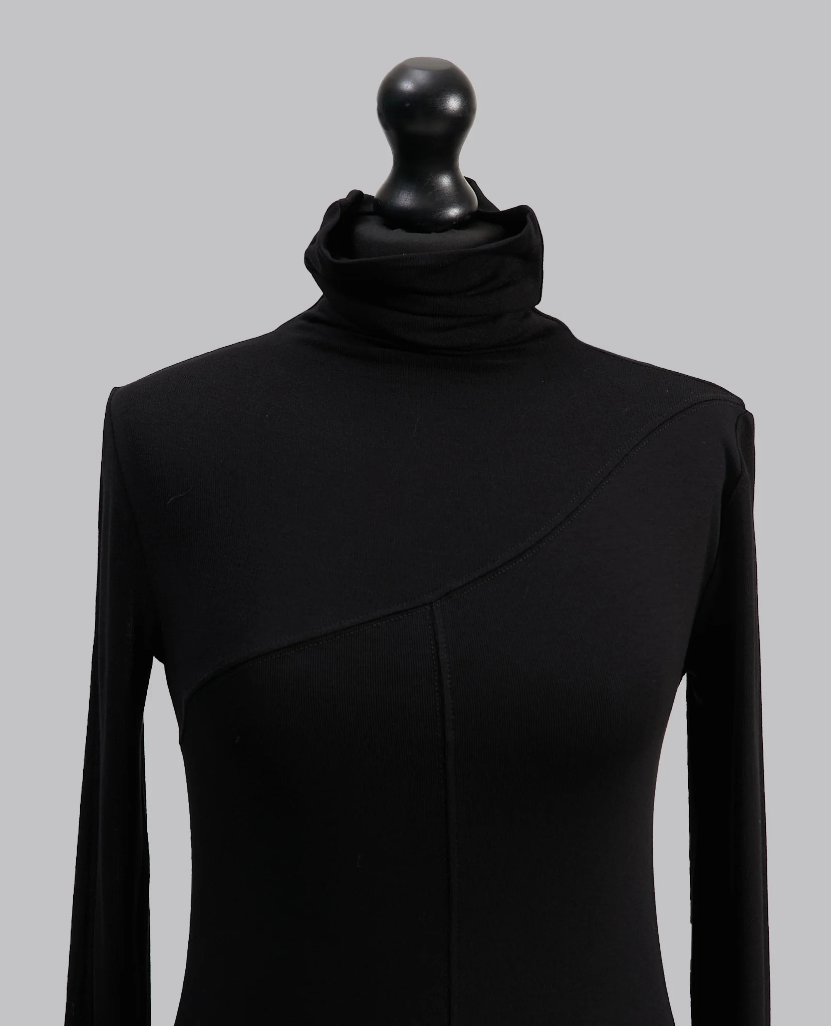 W D 53 DRESS - Image 6