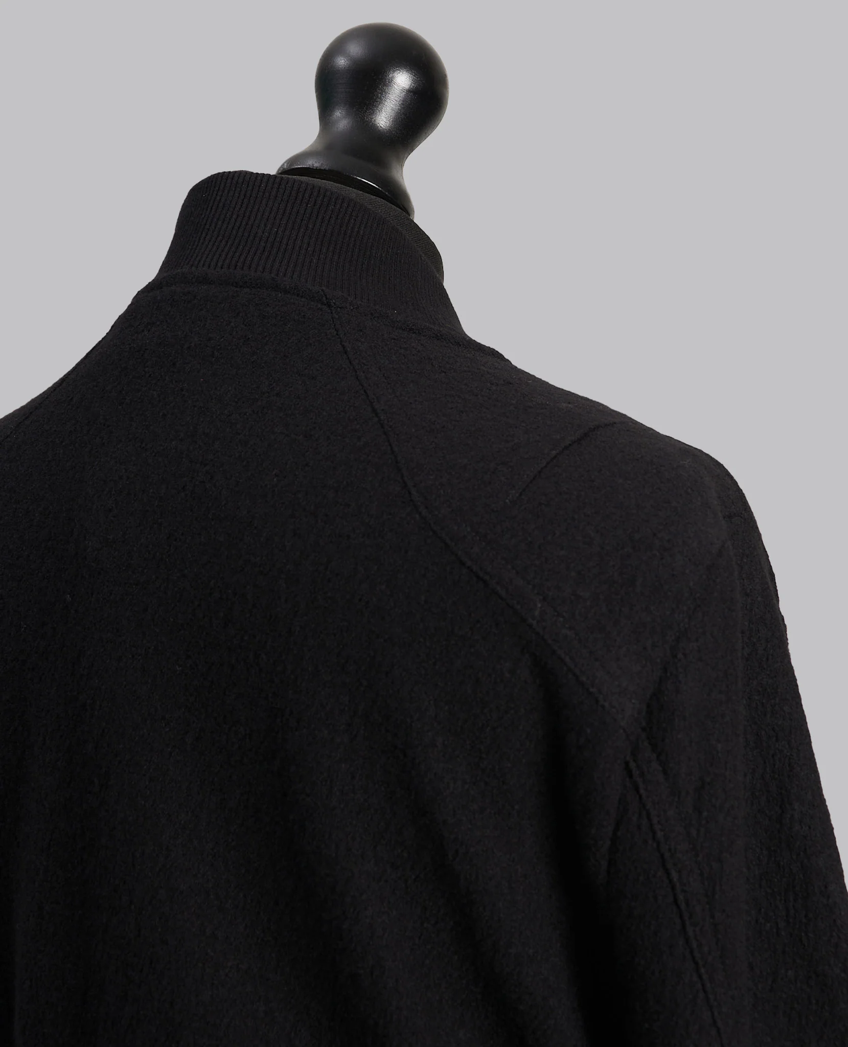 W J 216 JACKET - Image 5