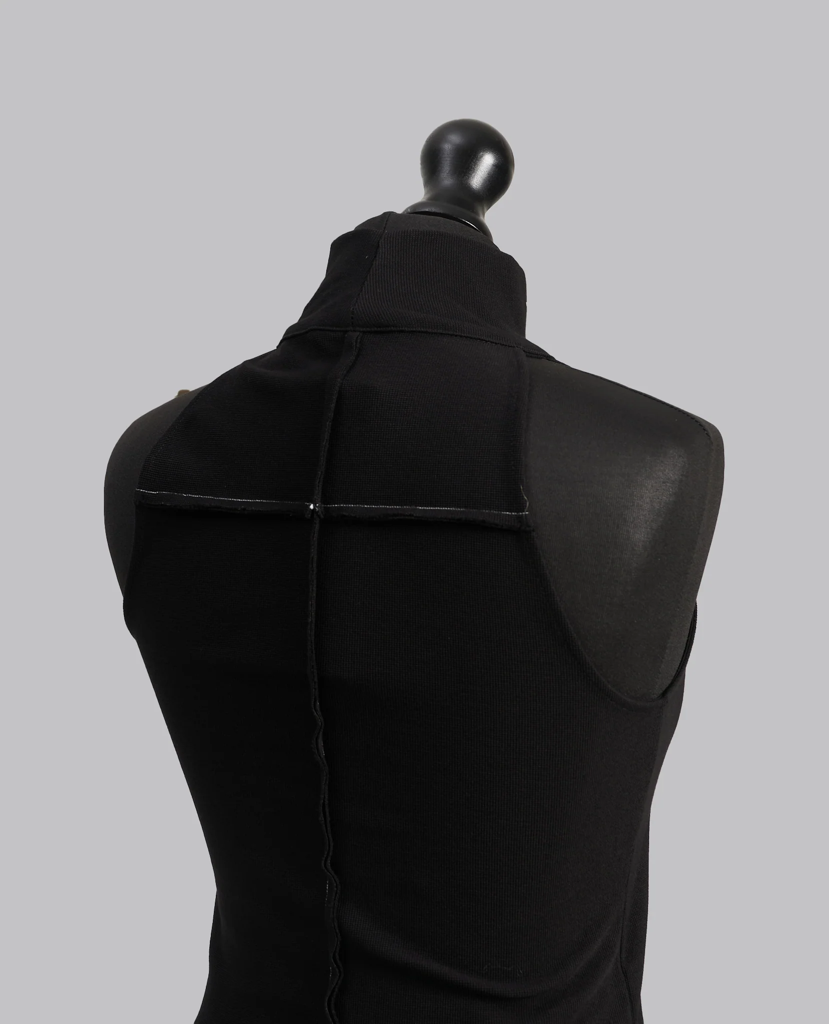 W TS 573 TOP - Image 11