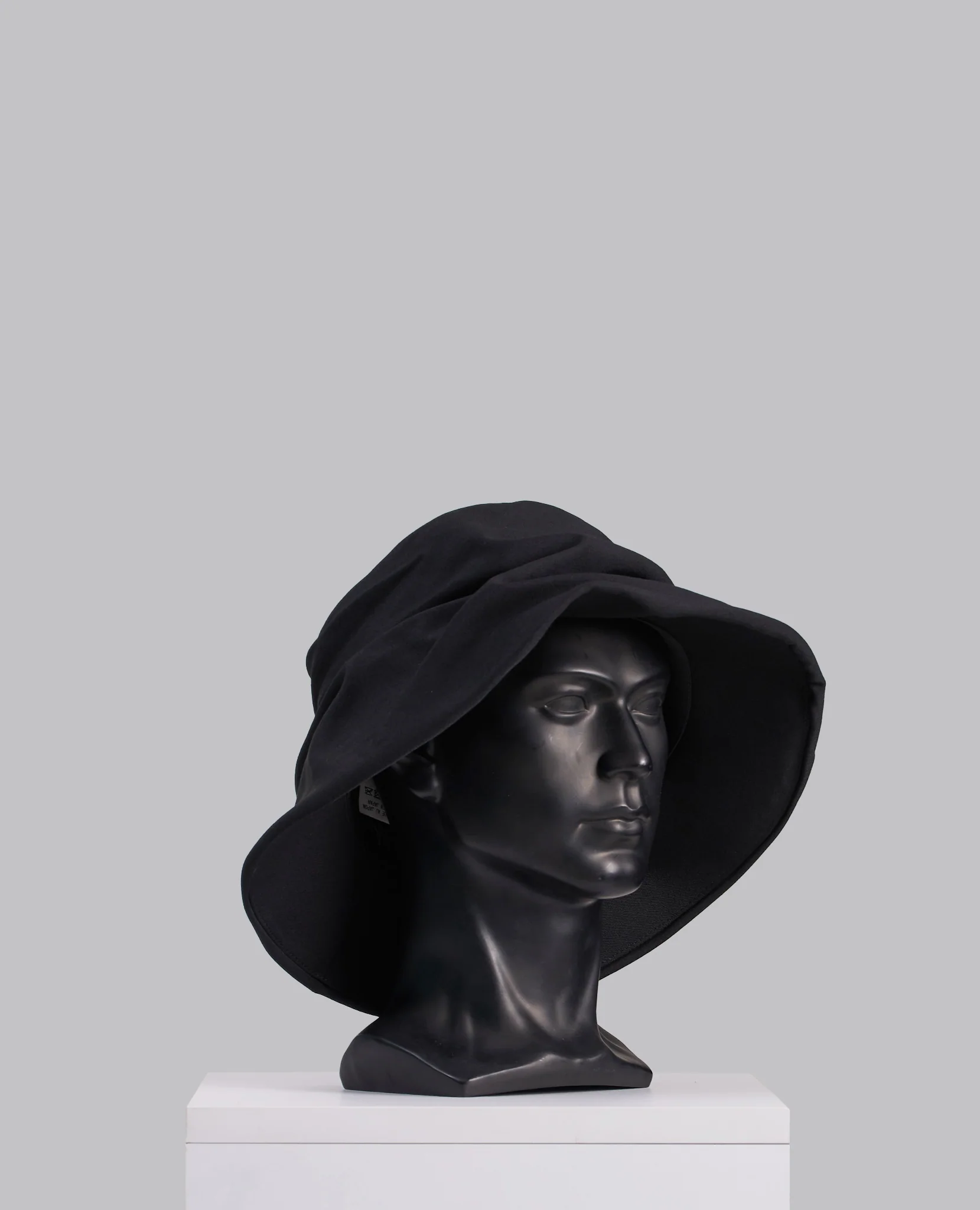 WOOL CROCHET HAT - Image 3