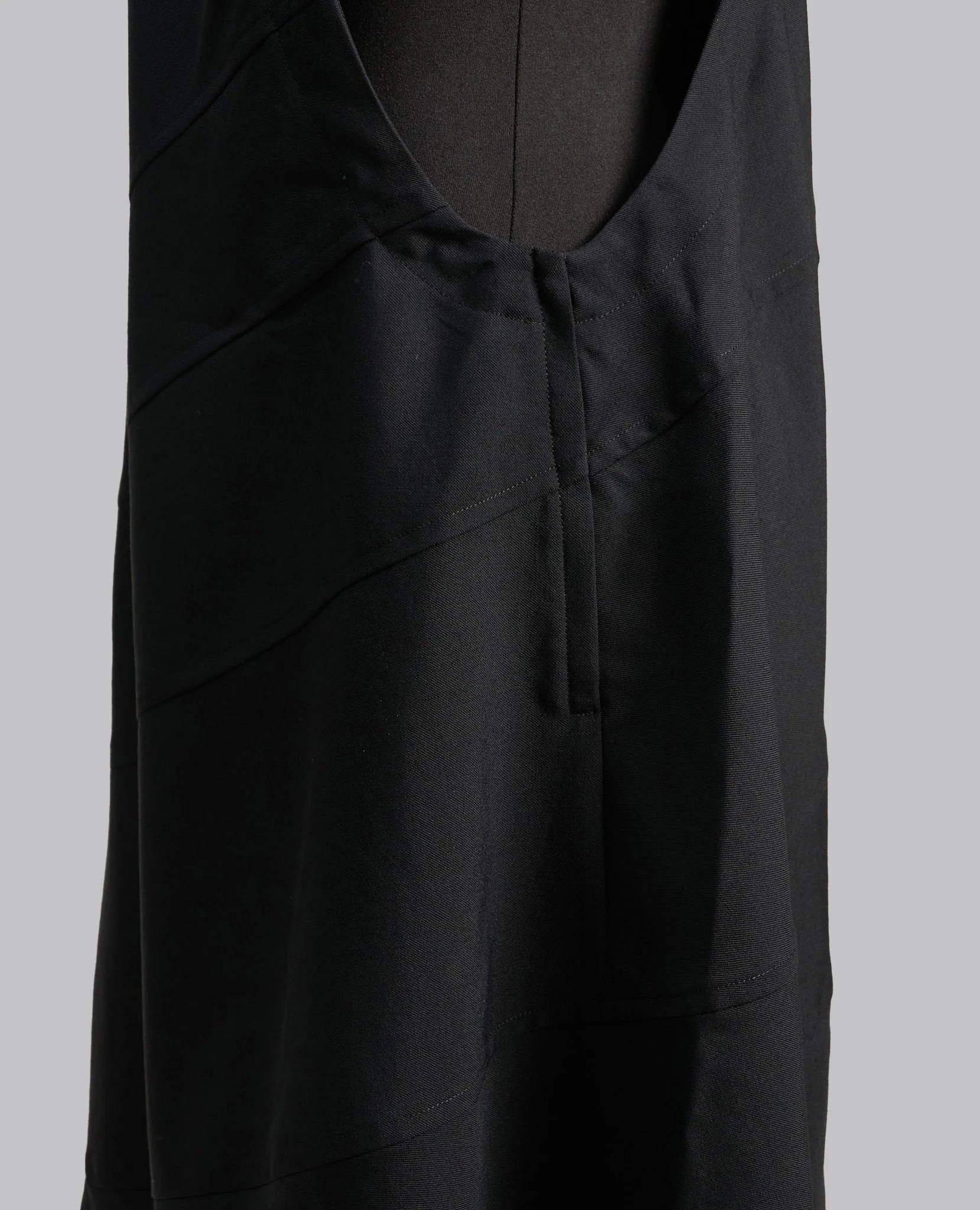 WOOL PINAFORE - Image 8